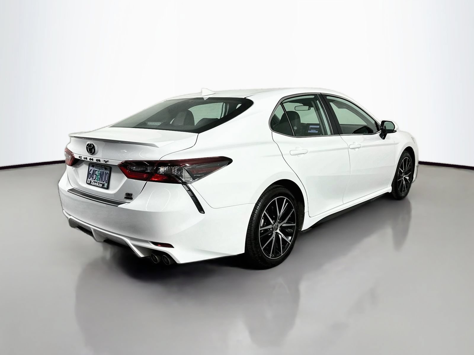Certified 2023 Toyota Camry SE w/ Blackout Package (TMS) AWD/4WD image 7