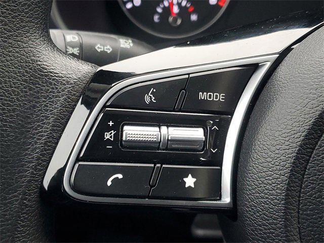 Certified 2024 Kia Forte LXS w/ LXS Technology Package image 18