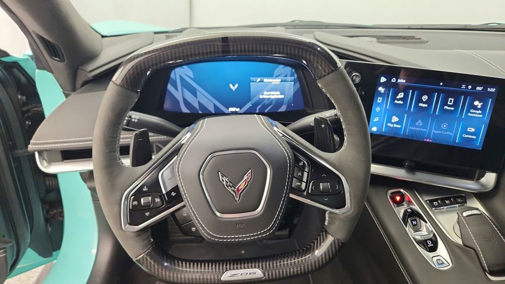 Used 2024 Chevrolet Corvette Z06 RWD image 14