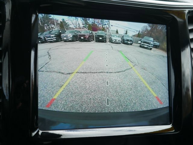 Used 2022 Jeep Cherokee Limited w/ Mopar Interior Package image 18