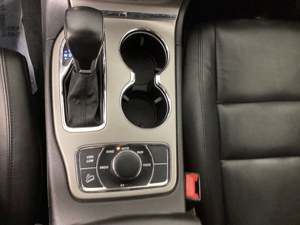 Used 2021 Jeep Grand Cherokee Limited AWD/4WD image 25