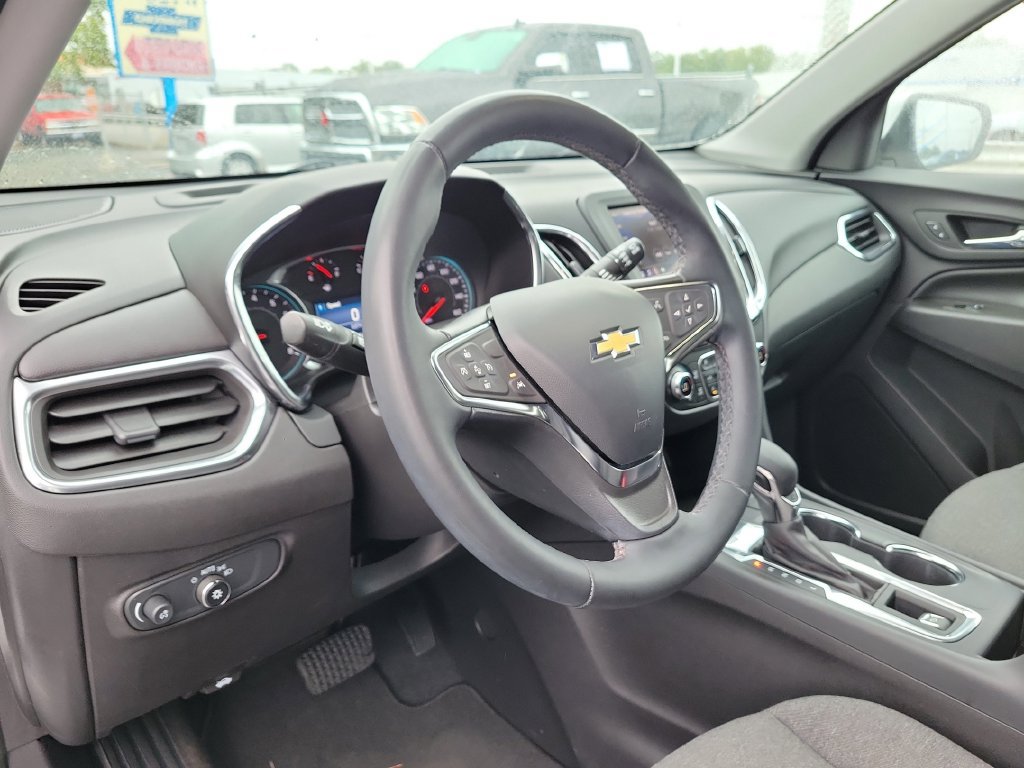 Used 2024 Chevrolet Equinox LT FWD image 24