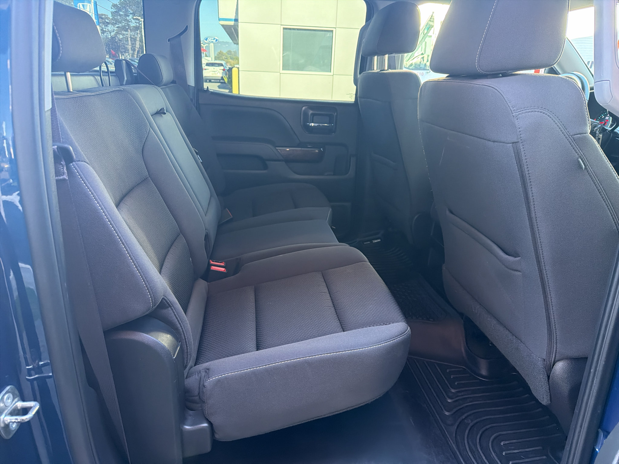 Used 2017 GMC Sierra 1500 SLE w/ SLE Value Package AWD/4WD image 13