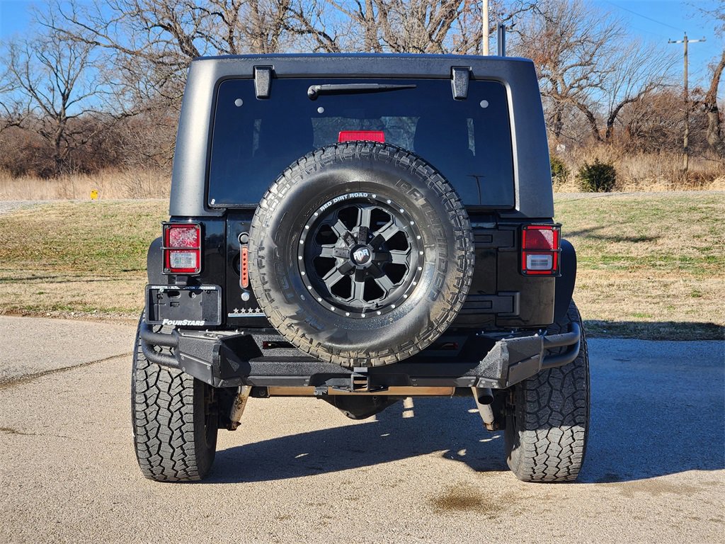 Used 2012 Jeep Wrangler Unlimited Sport image 6
