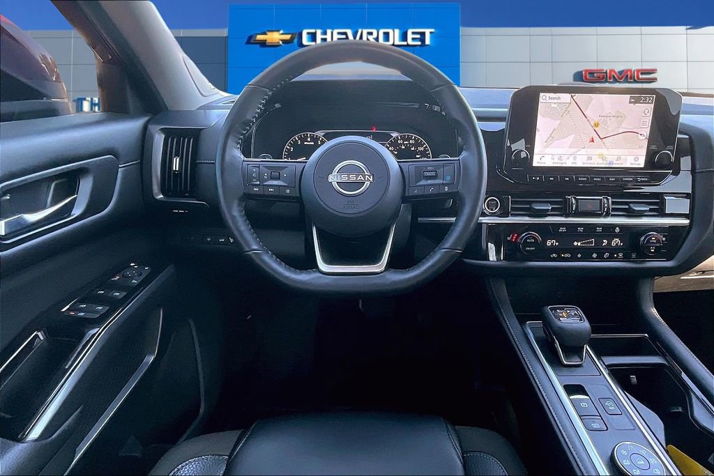 Used 2023 Nissan Pathfinder SL w/ SL Premium Package image 8