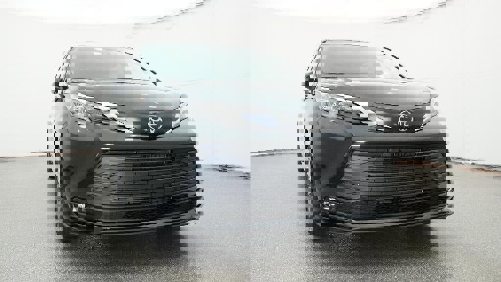 New 2026 Toyota Sienna XLE image 63