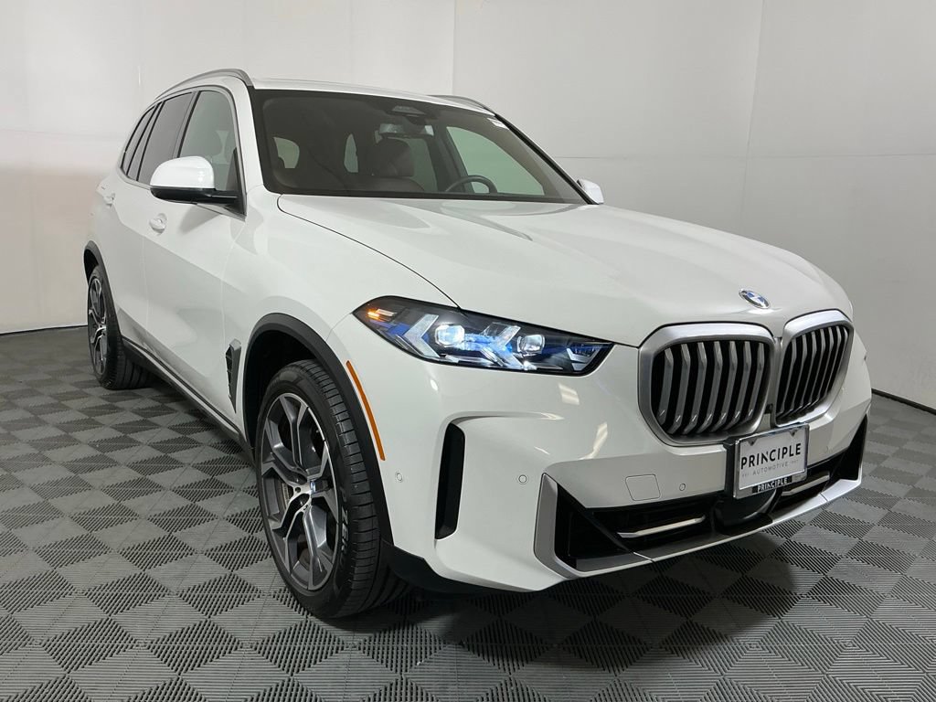 Used 2025 BMW X5 xDrive40i w/ Climate Comfort Package AWD/4WD image 4