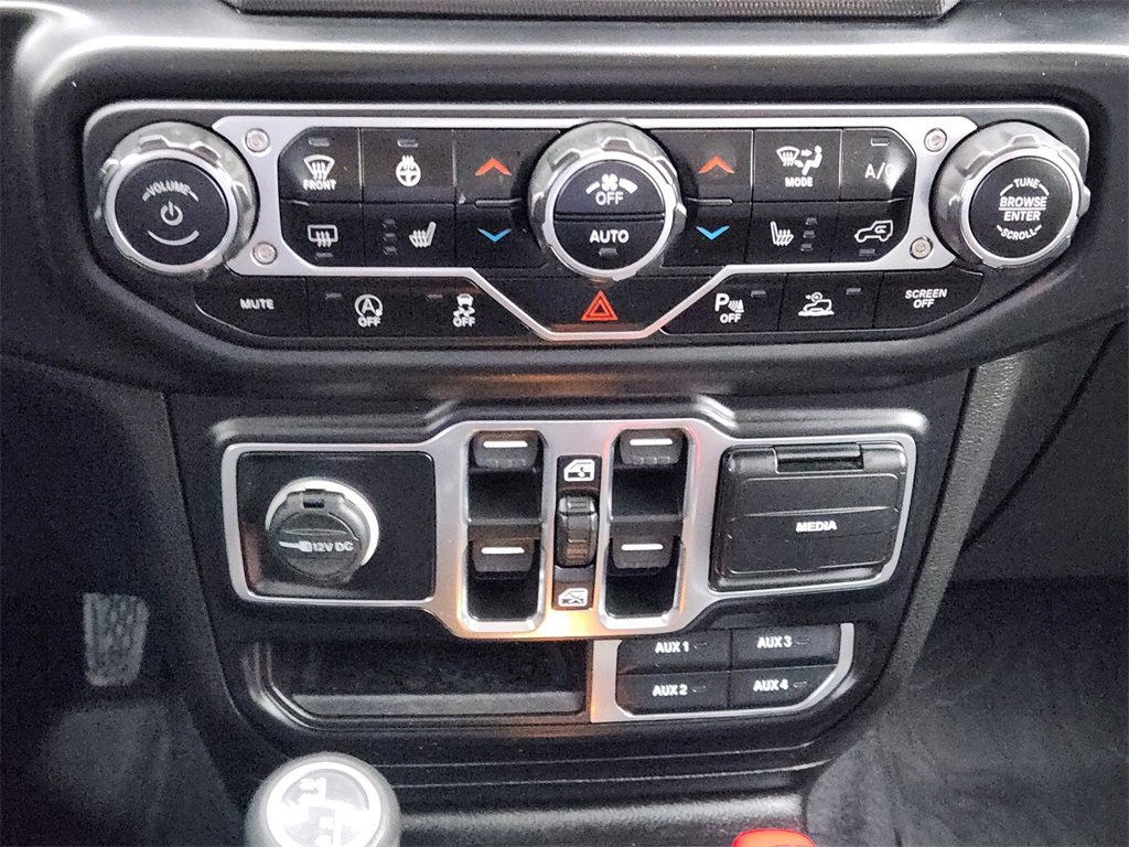 Used 2022 Jeep Gladiator Overland image 14