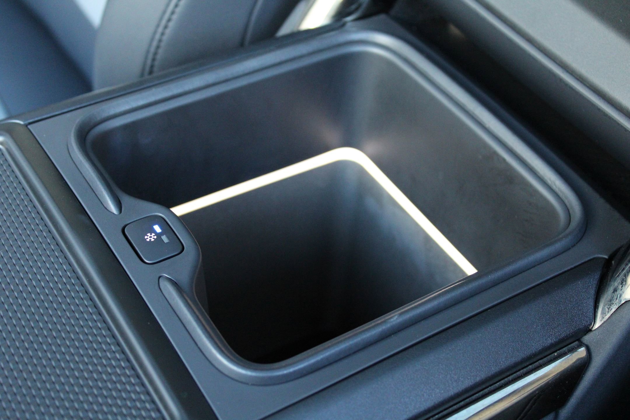 Used 2024 Land Rover Range Rover Sport SV Edition One Carbon Bronze image 20