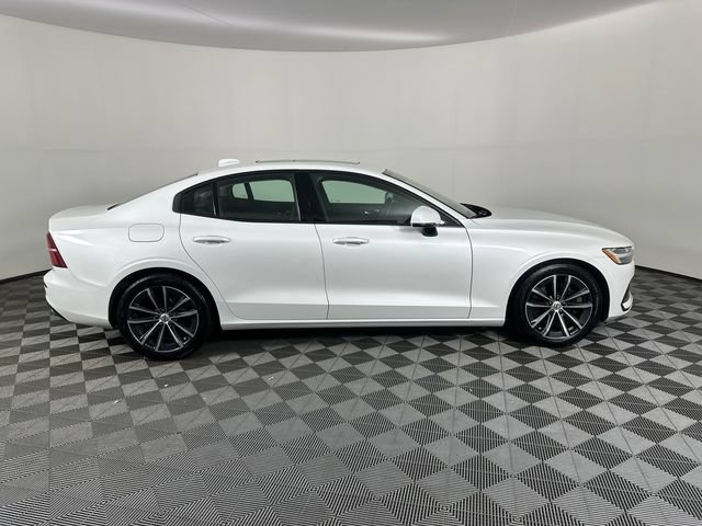 Used 2021 Volvo S60 T6 Momentum AWD/4WD image 10