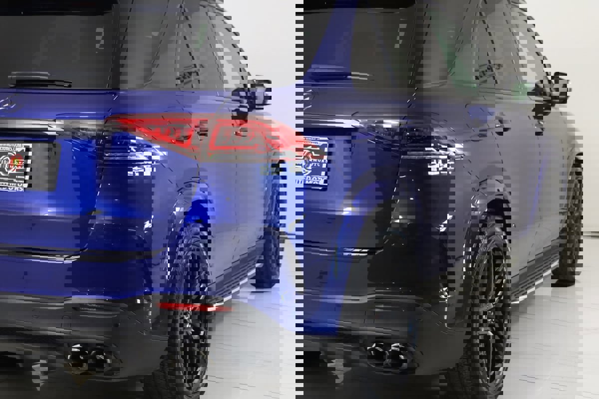 Used 2022 Mercedes-Benz GLE 53 AMG 4MATIC w/ 3rd Row Seat Package image 60