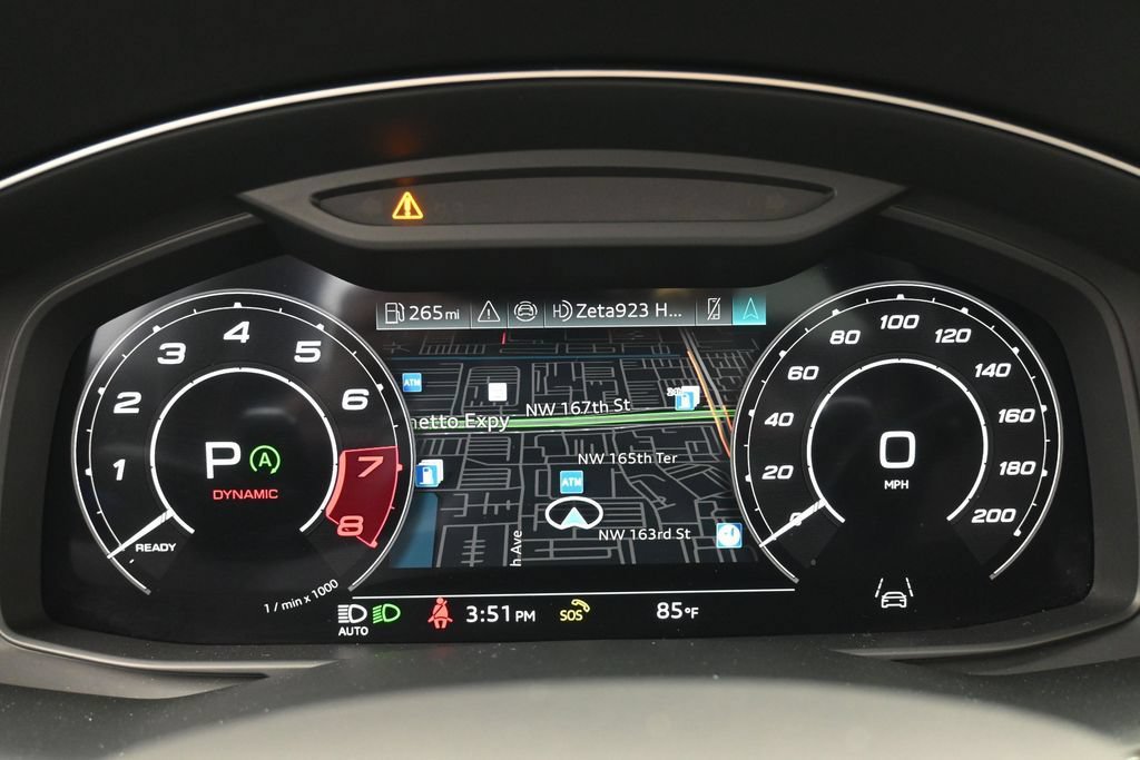 Used 2026 Audi RS Q8 performance AWD/4WD image 37