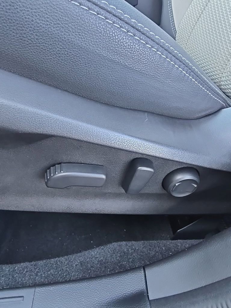 Used 2021 Subaru Forester Premium image 12