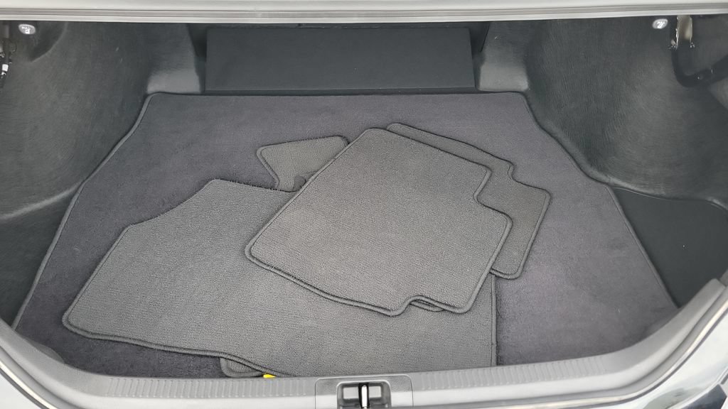 Certified 2025 Toyota Camry SE w/ Convenience Package FWD image 9