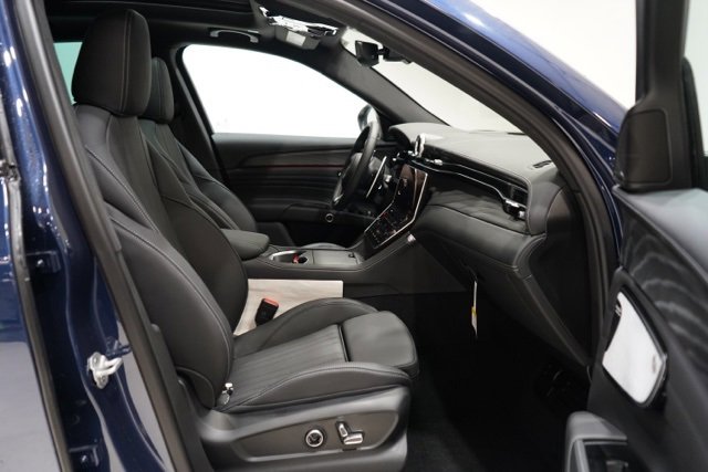 New 2025 Maserati Grecale Modena image 34