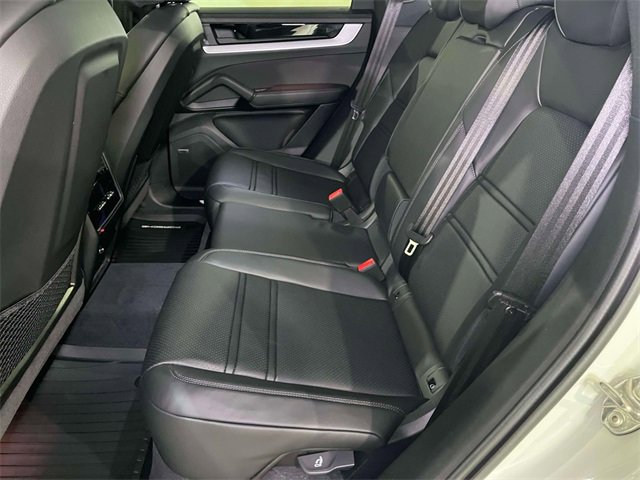New 2025 Porsche Cayenne S image 19