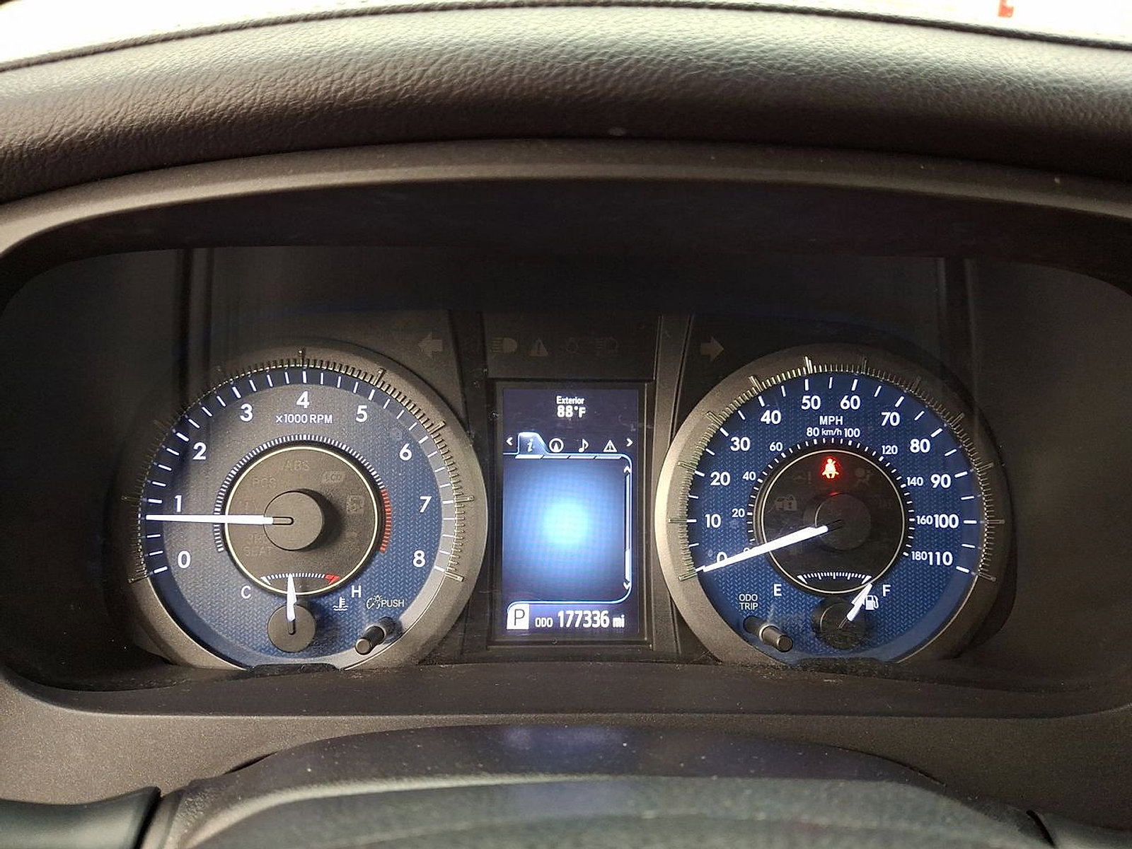 Used 2015 Toyota Sienna XLE w/ XLE Navigation Package image 13