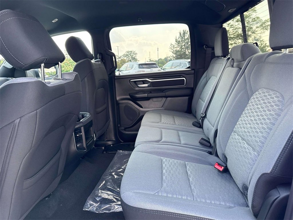 New 2026 RAM 1500 4x4 Crew Cab image 11