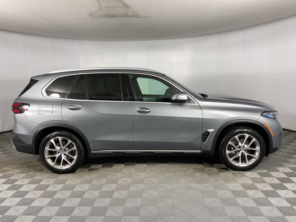 Certified 2024 BMW X5 xDrive40i w/ Premium Package image 30