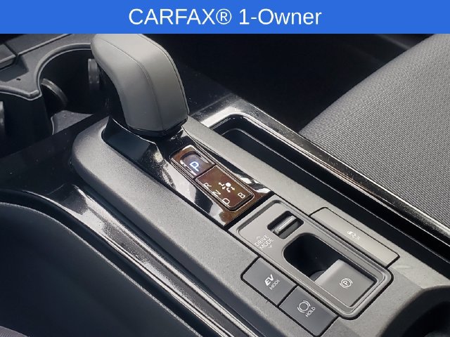 Used 2025 Toyota Prius LE FWD image 21