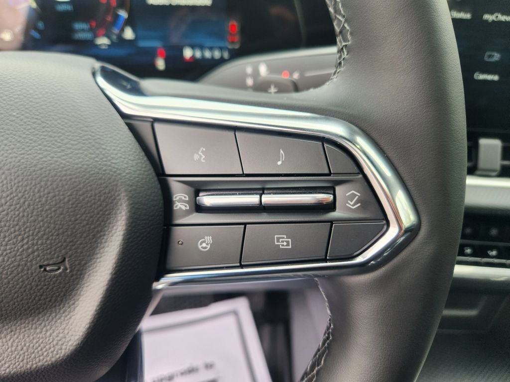 New 2026 Chevrolet Equinox LT w/ Convenience Package II FWD image 11