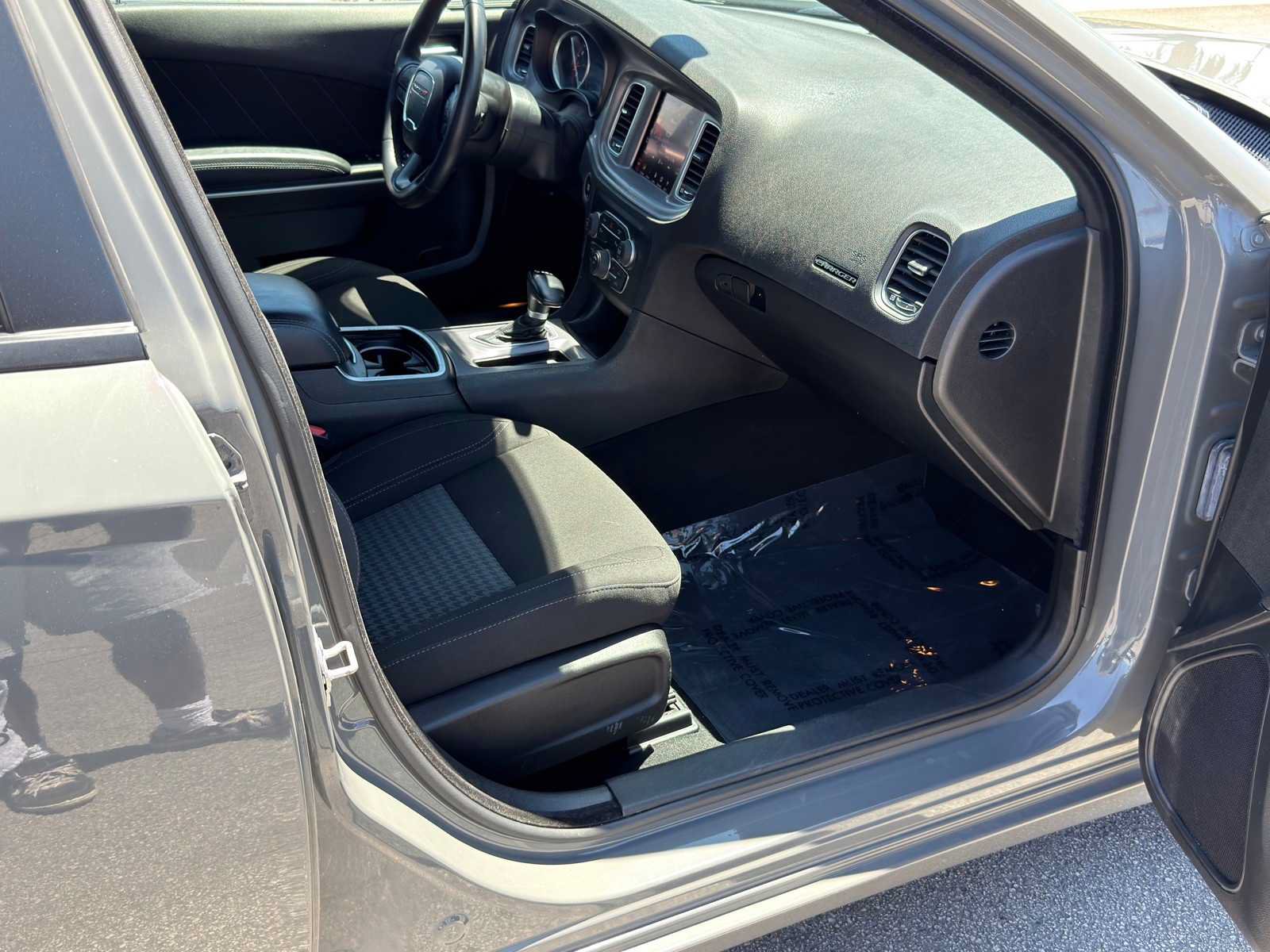 Used 2023 Dodge Charger SXT RWD image 29