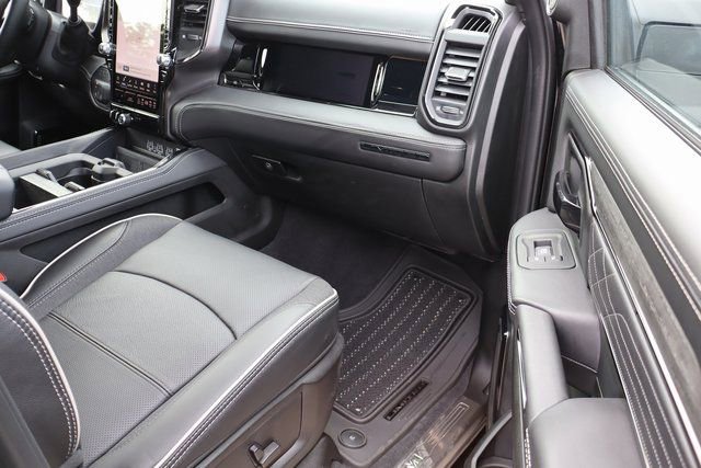 Used 2025 RAM 3500 Limited image 54