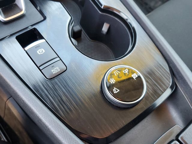 Used 2024 Nissan Rogue S image 28