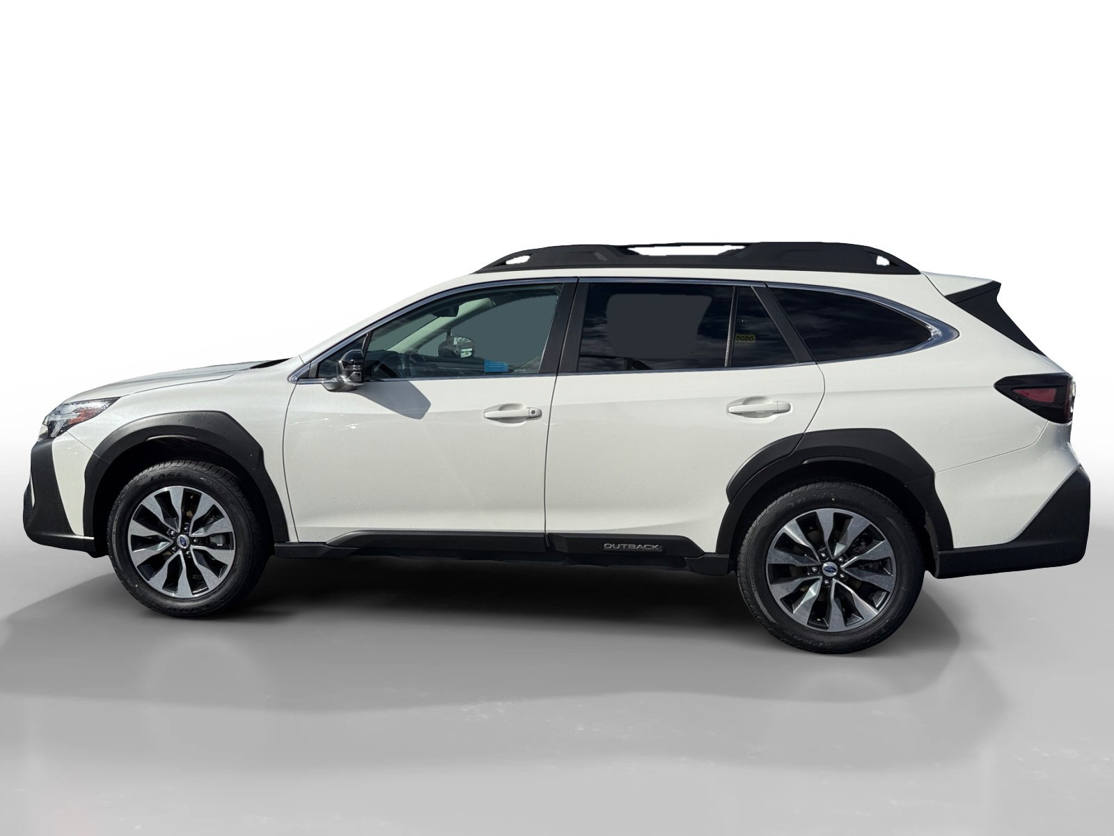 Used 2023 Subaru Outback Limited image 2