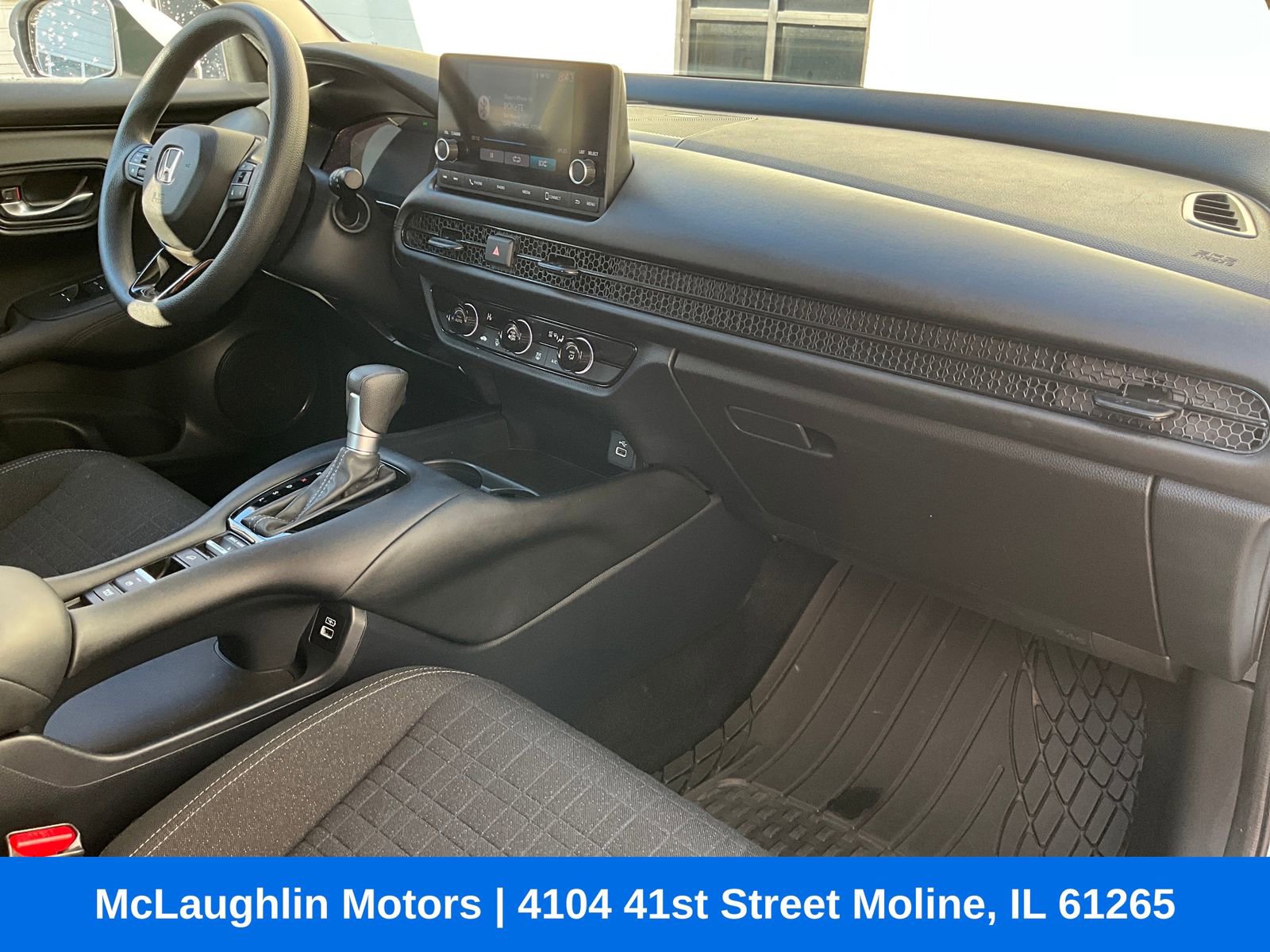 Used 2023 Honda HR-V LX image 8
