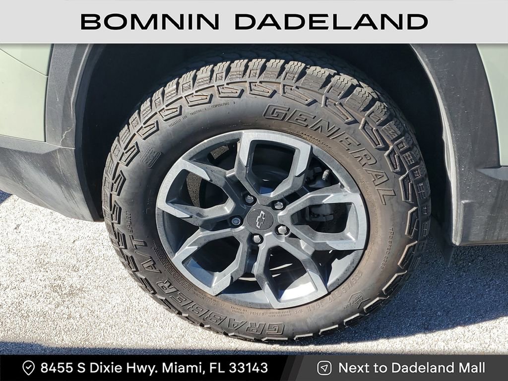 Used 2025 Chevrolet Equinox ACTIV w/ Safety and Technology Package image 10