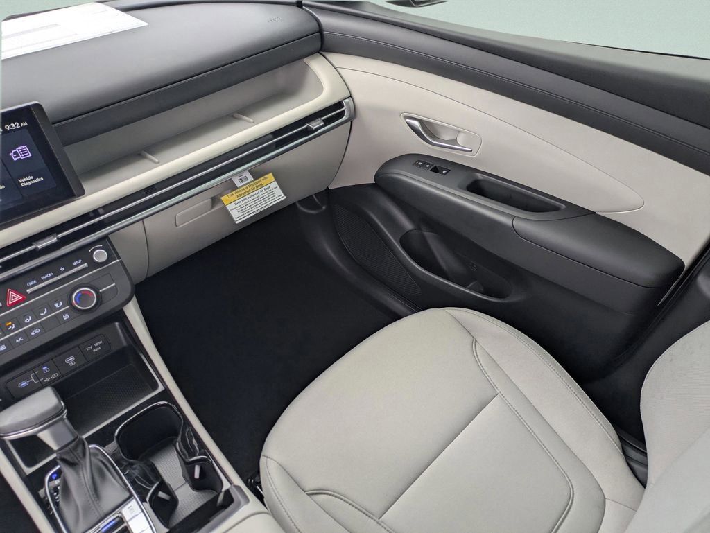 New 2026 Hyundai Tucson SE image 16
