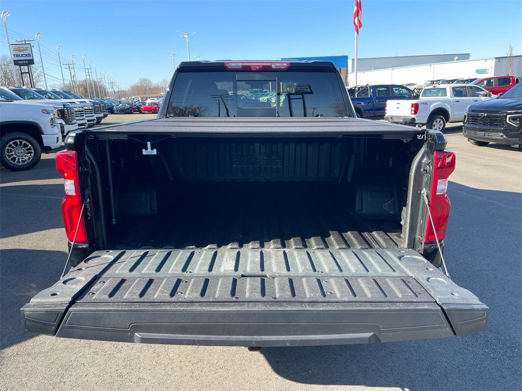 Used 2024 Chevrolet Silverado 1500 High Country w/ Technology Package image 31