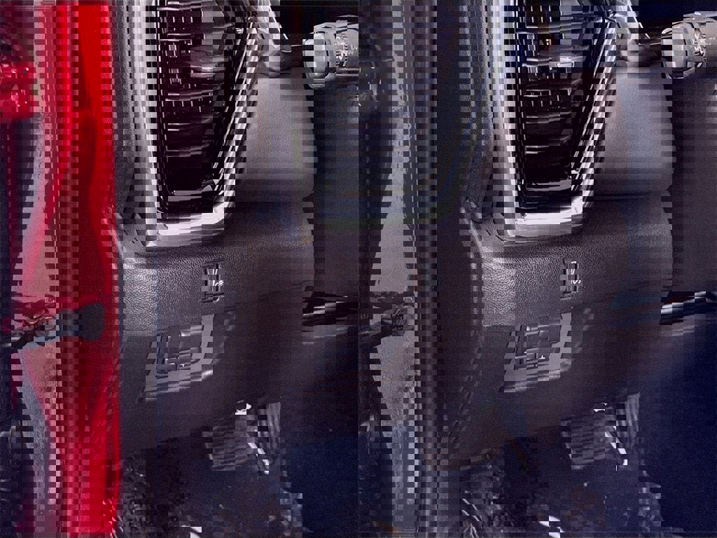 New 2026 GMC Canyon Elevation w/ Convenience Package image 5