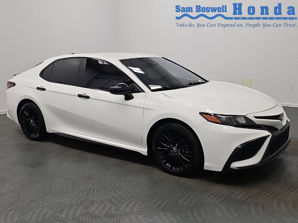 Used 2021 Toyota Camry SE