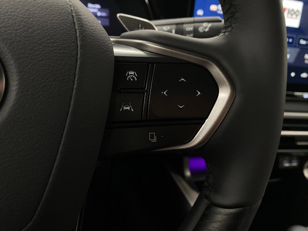 New 2025 Lexus RX 350 AWD image 17