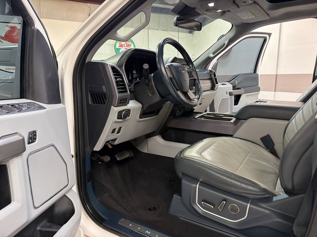 Used 2022 Ford F450 Limited w/ FX4 Off-Road Package AWD/4WD image 25