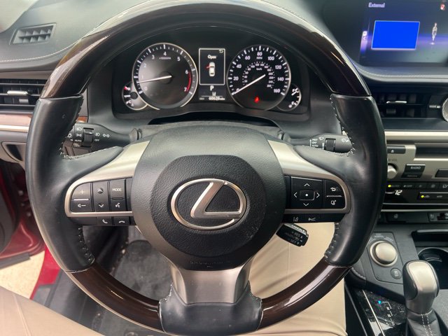 Used 2017 Lexus ES 350 w/ Premium Package FWD image 4