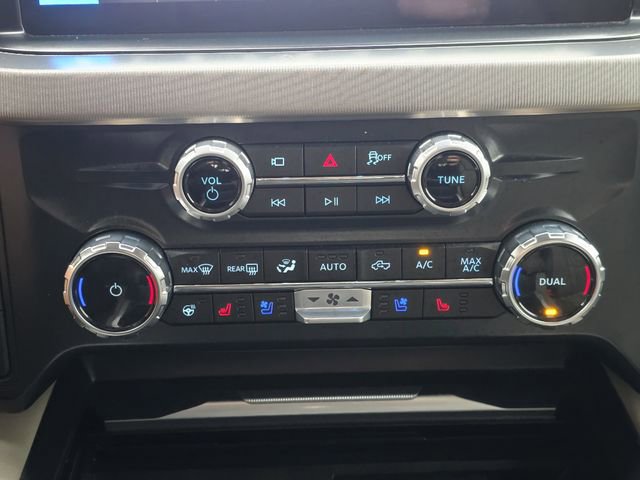 Used 2026 Ford F250 Platinum w/ Platinum Plus Package AWD/4WD image 17