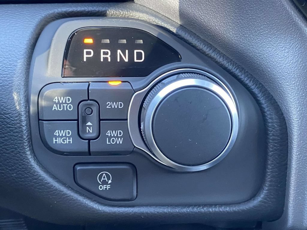 New 2026 RAM 1500 Big Horn AWD/4WD image 25