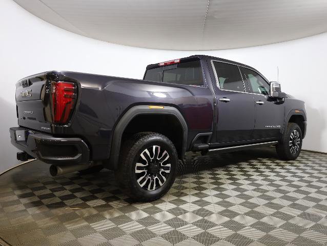 Used 2024 GMC Sierra 2500 Denali Ultimate AWD/4WD image 5