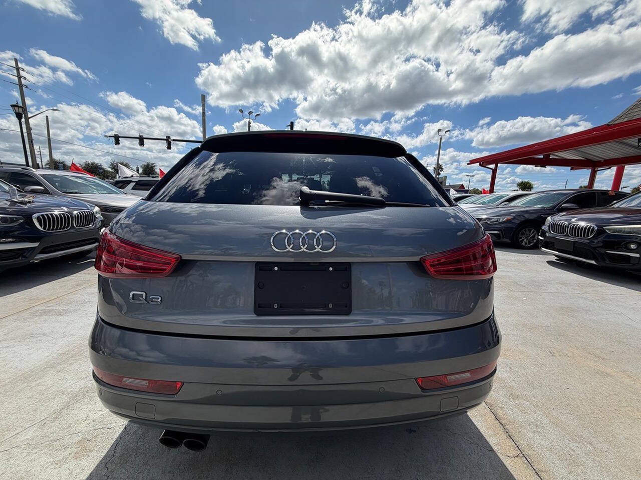 Used 2017 Audi Q3 2.0T Premium Plus FWD image 4