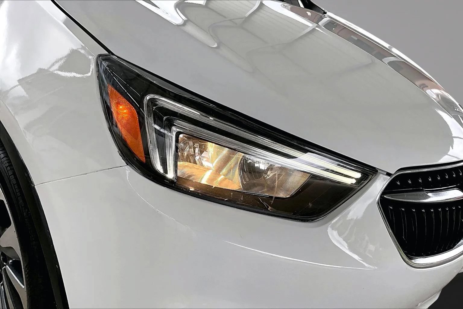 Used 2022 Buick Encore Preferred w/ Safety Package FWD image 26