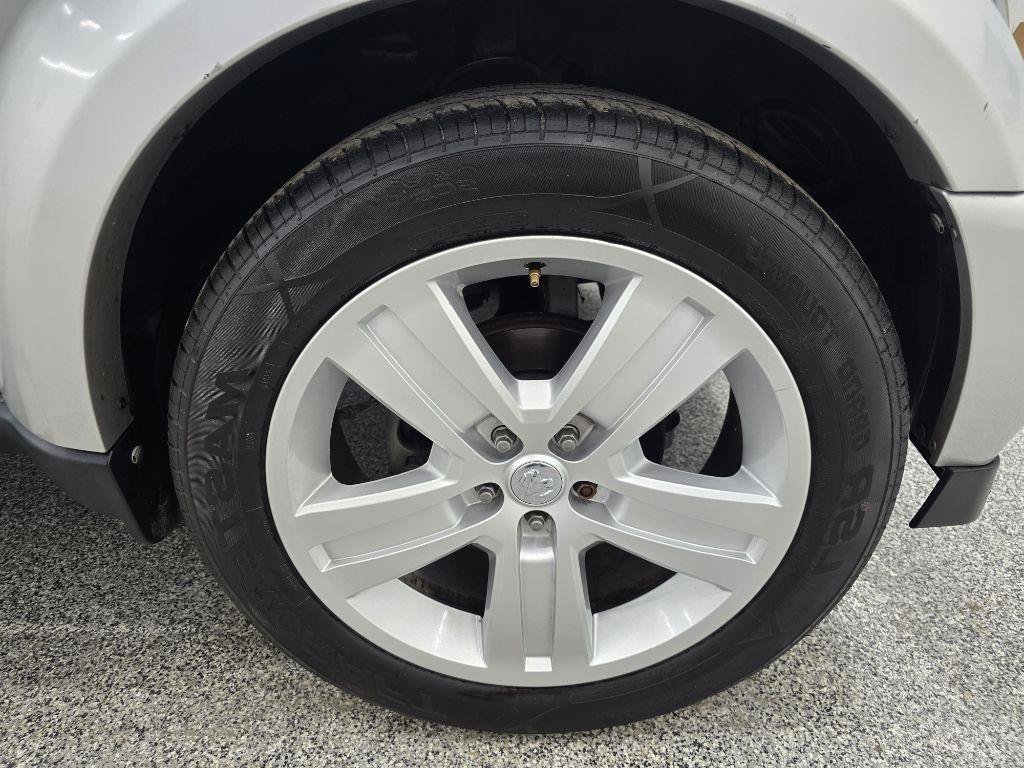 Used 2011 Dodge Nitro Heat RWD image 30