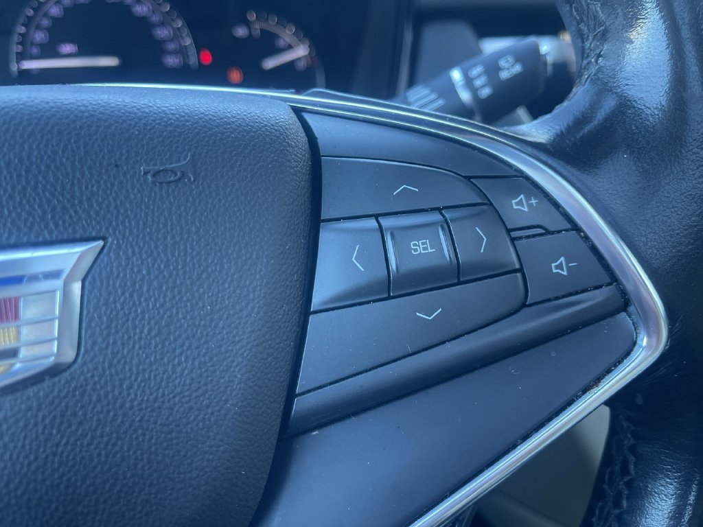 Used 2019 Cadillac XT5 Luxury FWD image 12