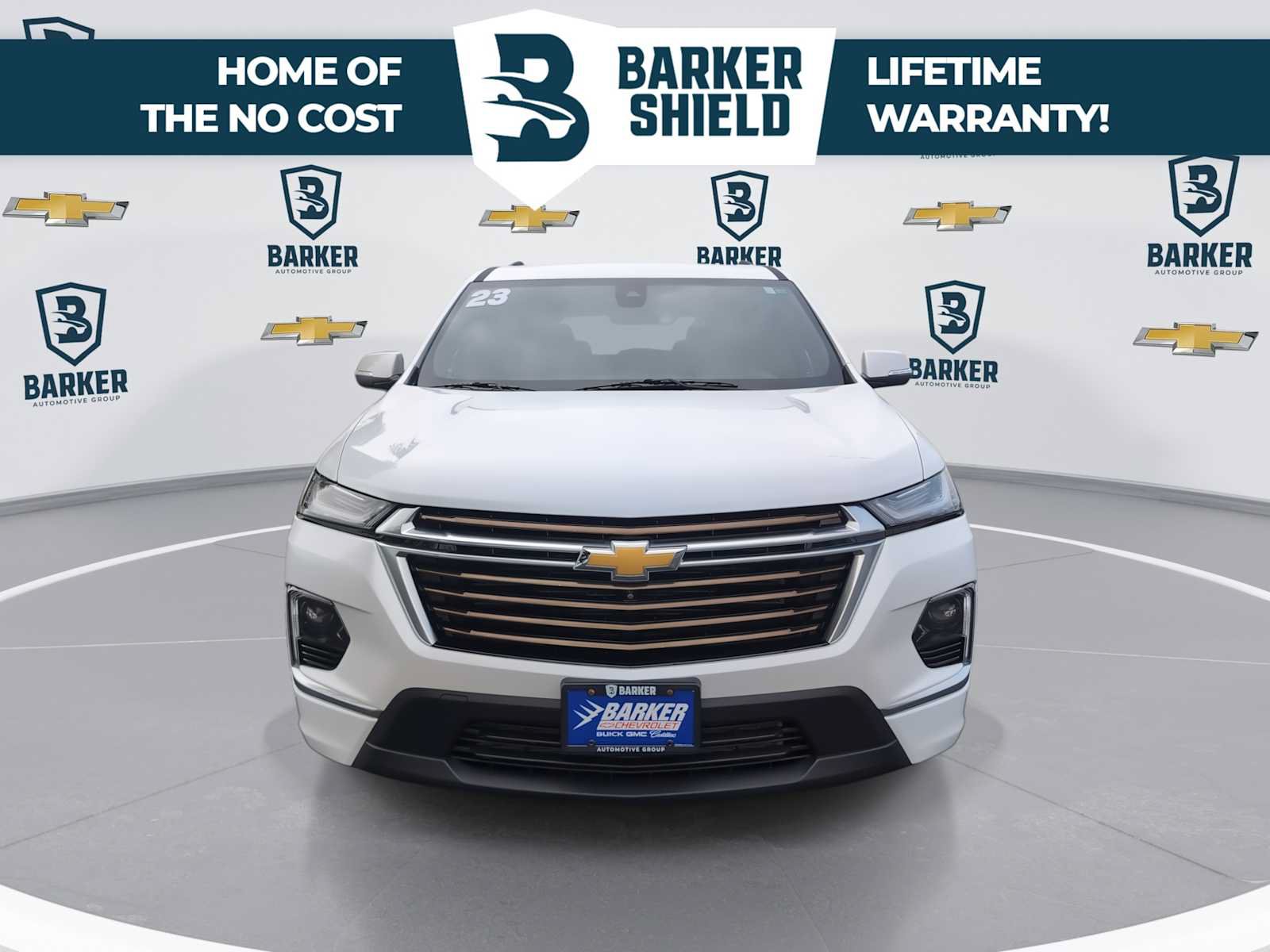 Used 2023 Chevrolet Traverse High Country FWD image 3