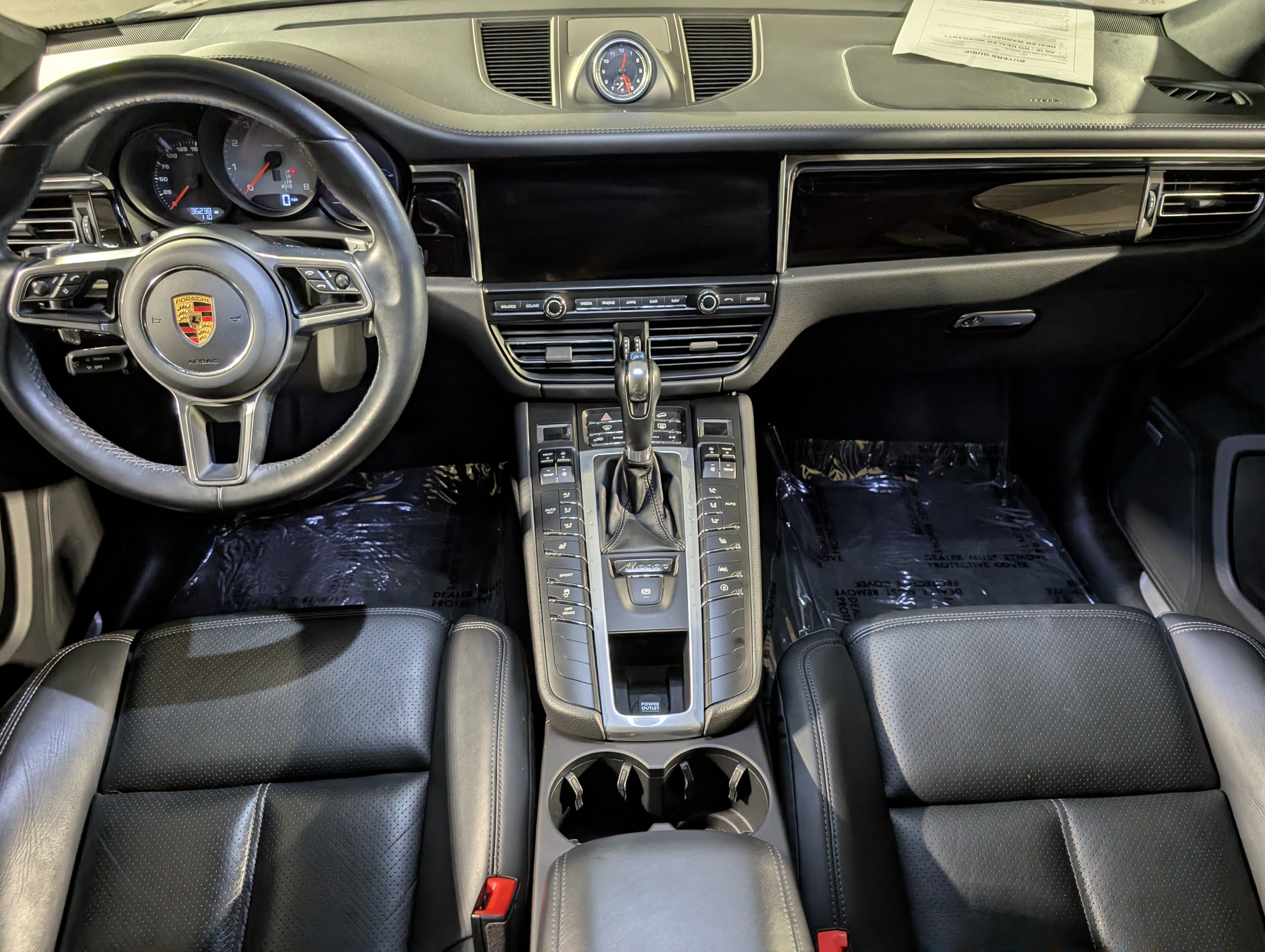 Certified 2021 Porsche Macan S AWD/4WD image 7