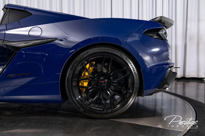 Used 2025 Chevrolet Corvette Z06 w/ Stealth Interior Trim Package image 13