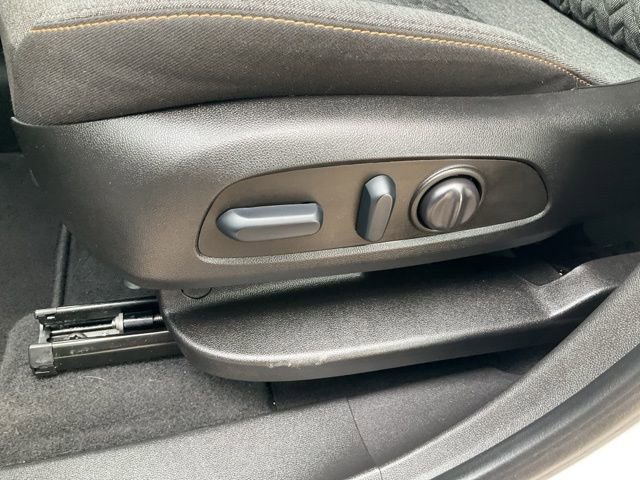 Used 2023 Chevrolet Equinox LT image 7