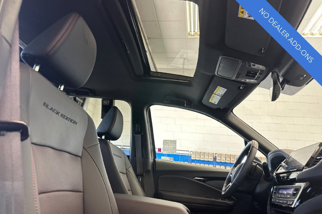Certified 2025 Honda Ridgeline Black Edition image 17